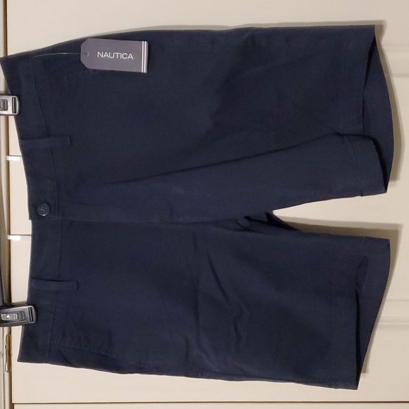 Nautica Men's Classic Fit Flat Front Stretch Chino Shorts Blue Size 30 NWT - Picture 1 of 6